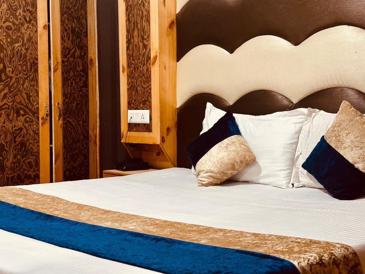 Wooibhotels The Solitaire Manali  Exterior photo